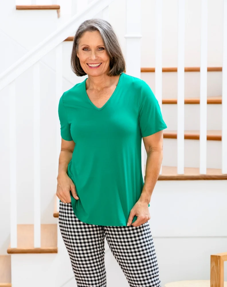 Elena V-Neck Tee - Emerald