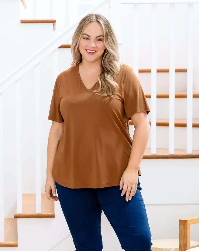 Elena V-Neck Tee - Nutmeg