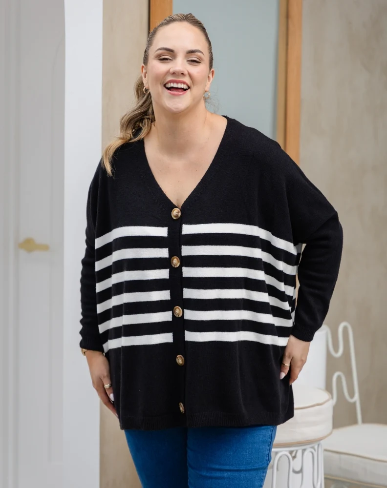 Chelsea Knit - Black White Stripe - Image 4