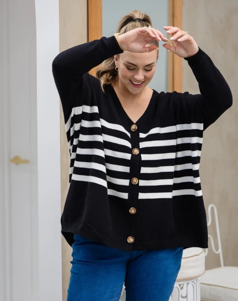 Chelsea Knit - Black White Stripe - Image 6