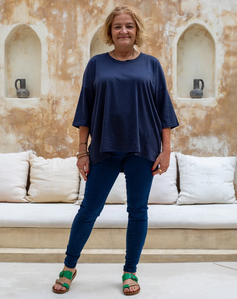 Classic Cotton Oversized Tee - Navy - Image 5