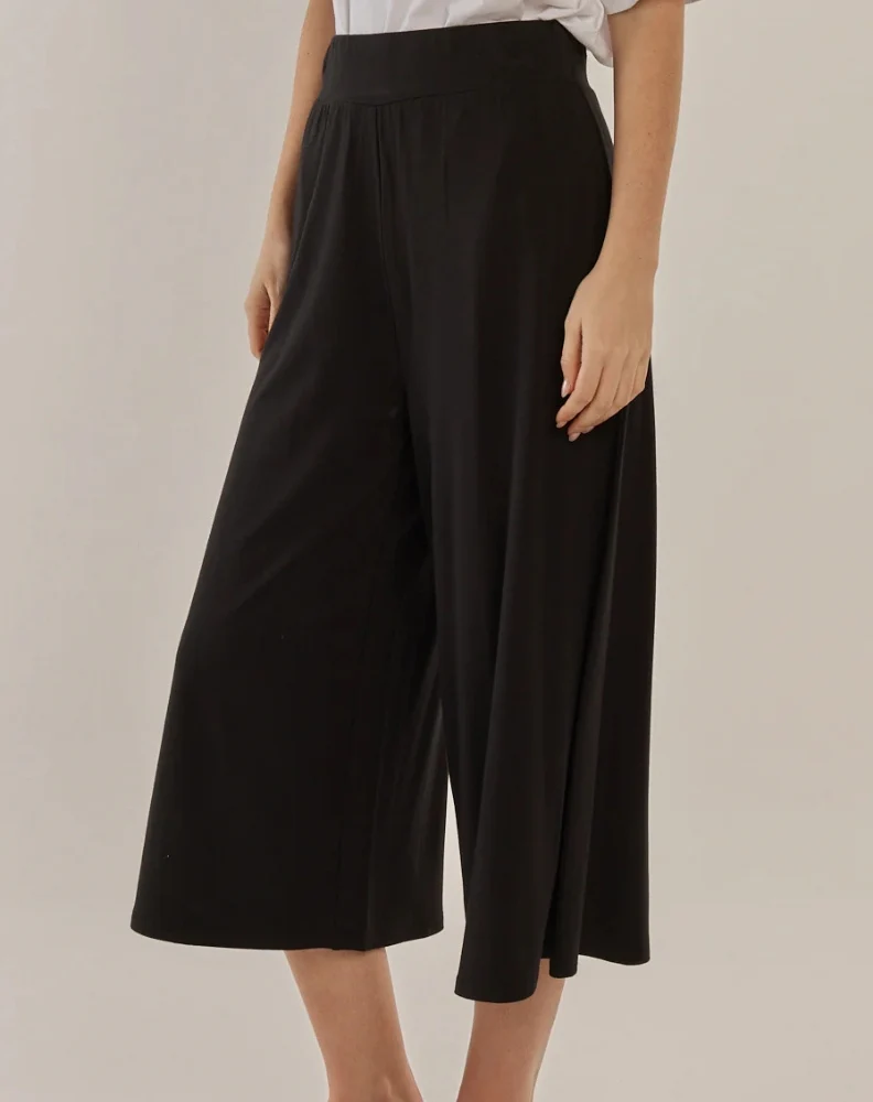 Crystal Crop Joggerâ - Black - Image 2