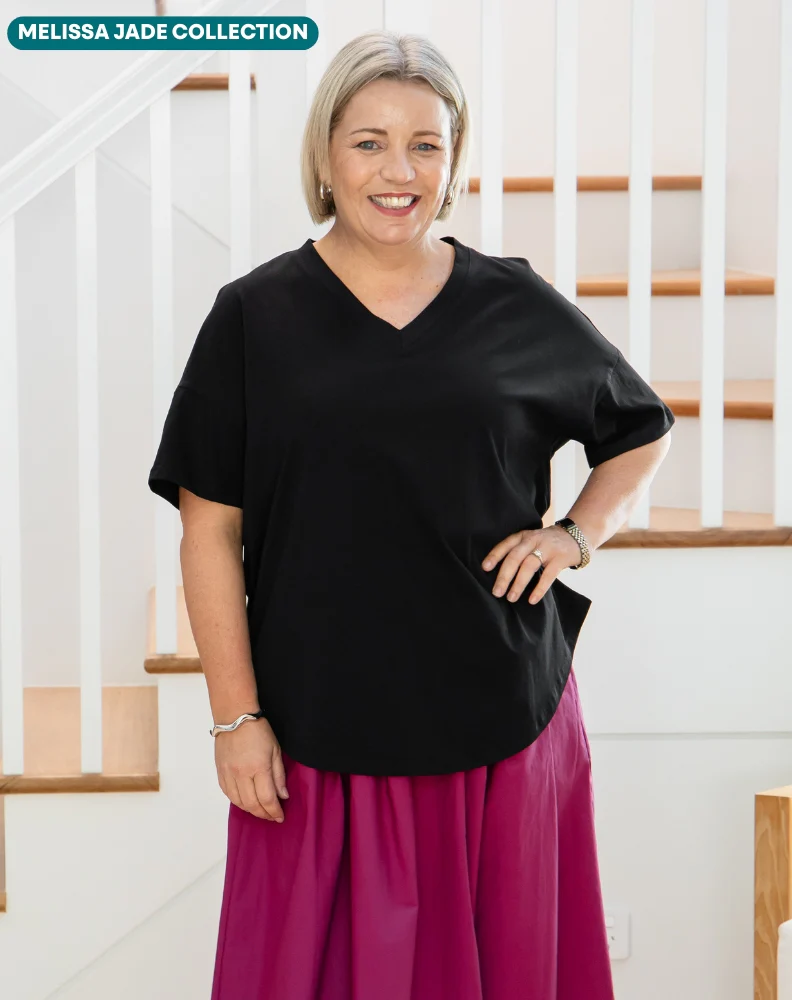 Ellie V-Neck Tee - Black