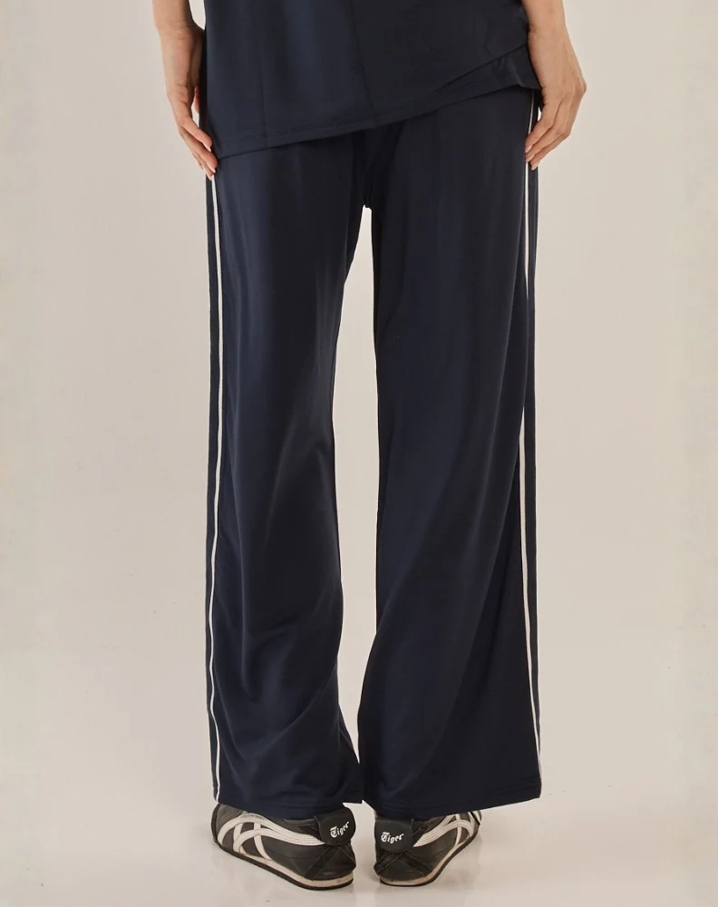 Evelyn Wide Leg Jogger - Navy - Image 4