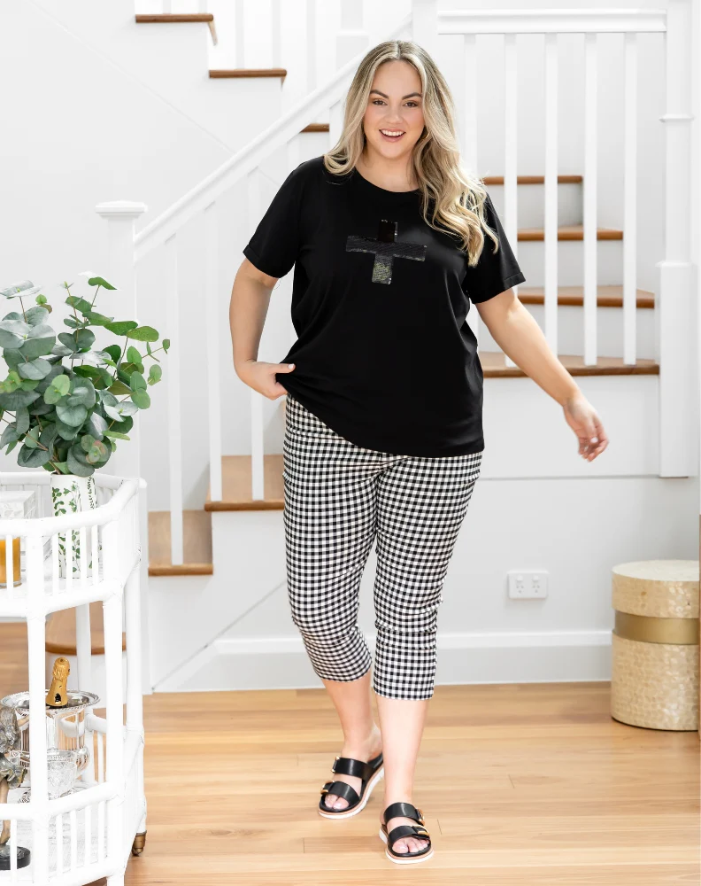 Gingham Capri Pants - Image 4