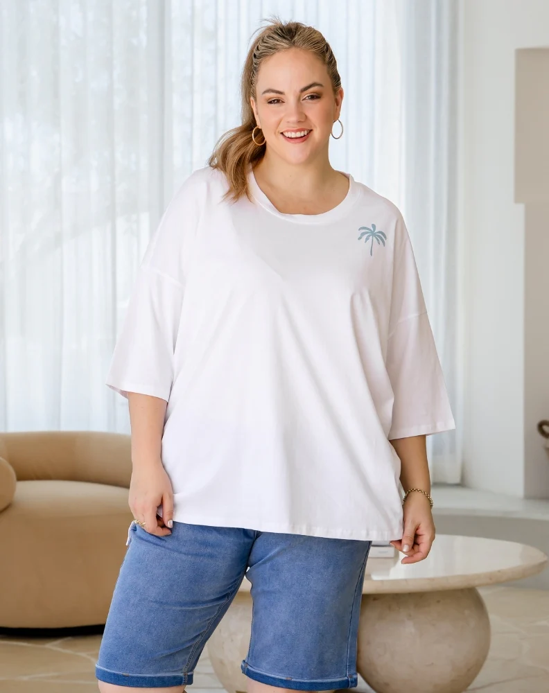 Good Vibes Oversized Tee - Image 3