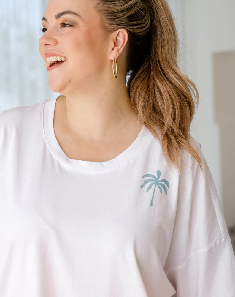 Good Vibes Oversized Tee - Image 5