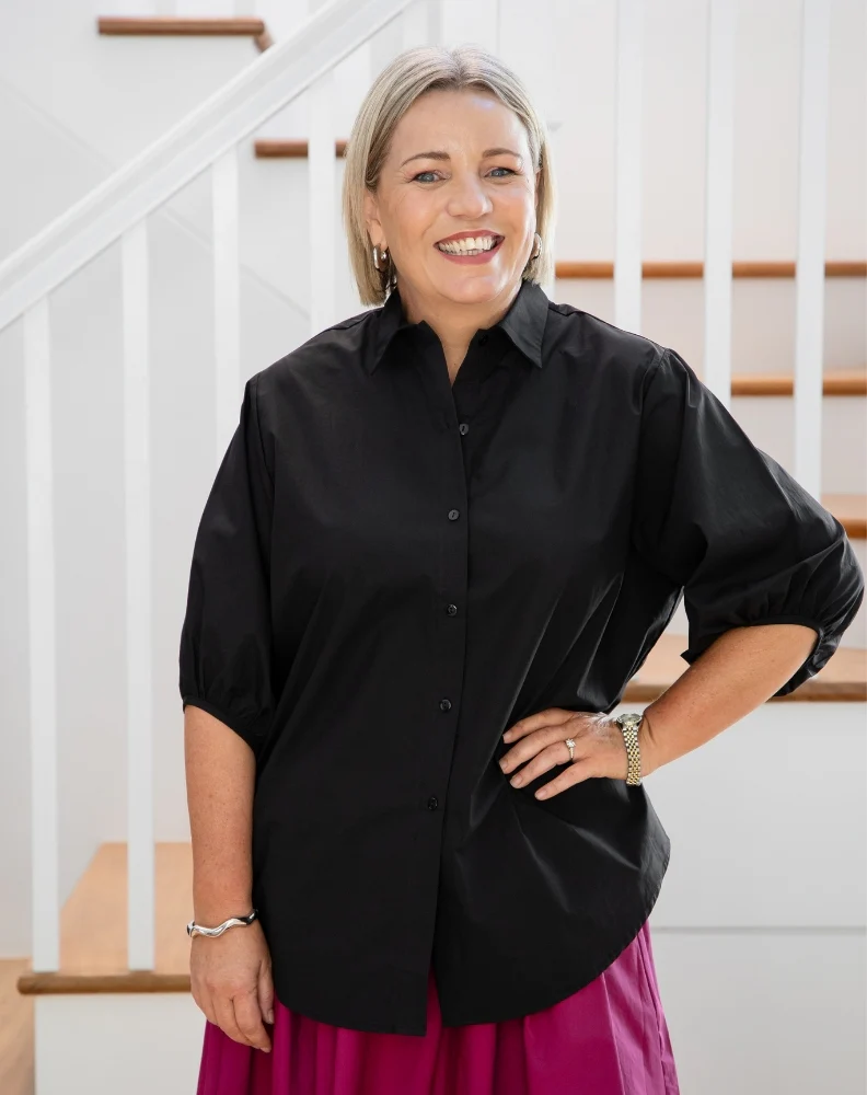 Joanie Shirt - Black - Image 2