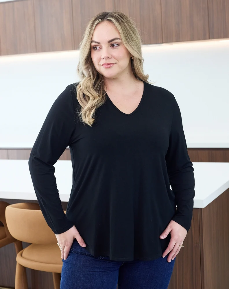Laney V Neck Tee - Black - Image 3
