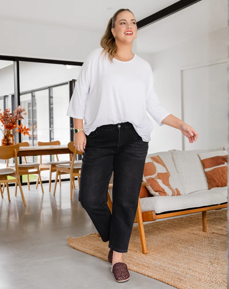 Mom Jeans - Black - Image 12