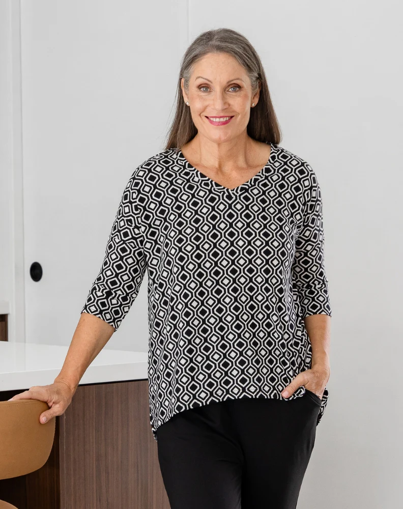 Autumn V-Neck Tee - Aztec - Image 3