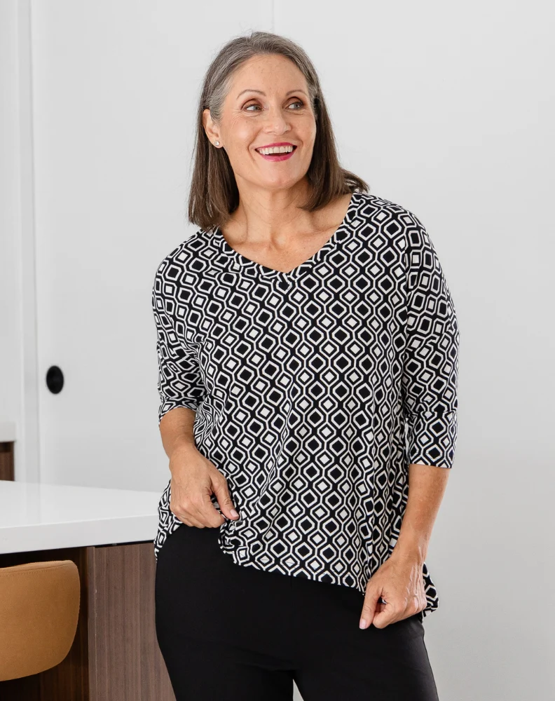 Autumn V-Neck Tee - Aztec - Image 6