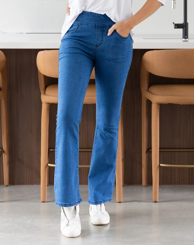 Slip on Jean Flared Leg - Image 2