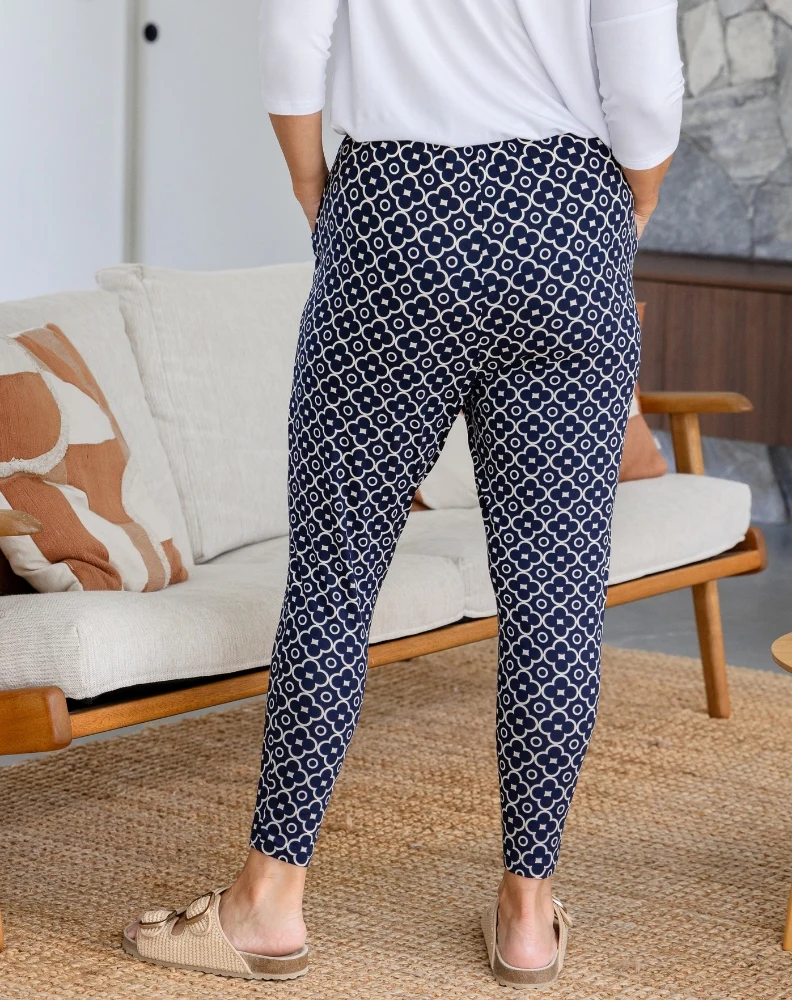 Slouch Pant - Navy Flower - Image 11