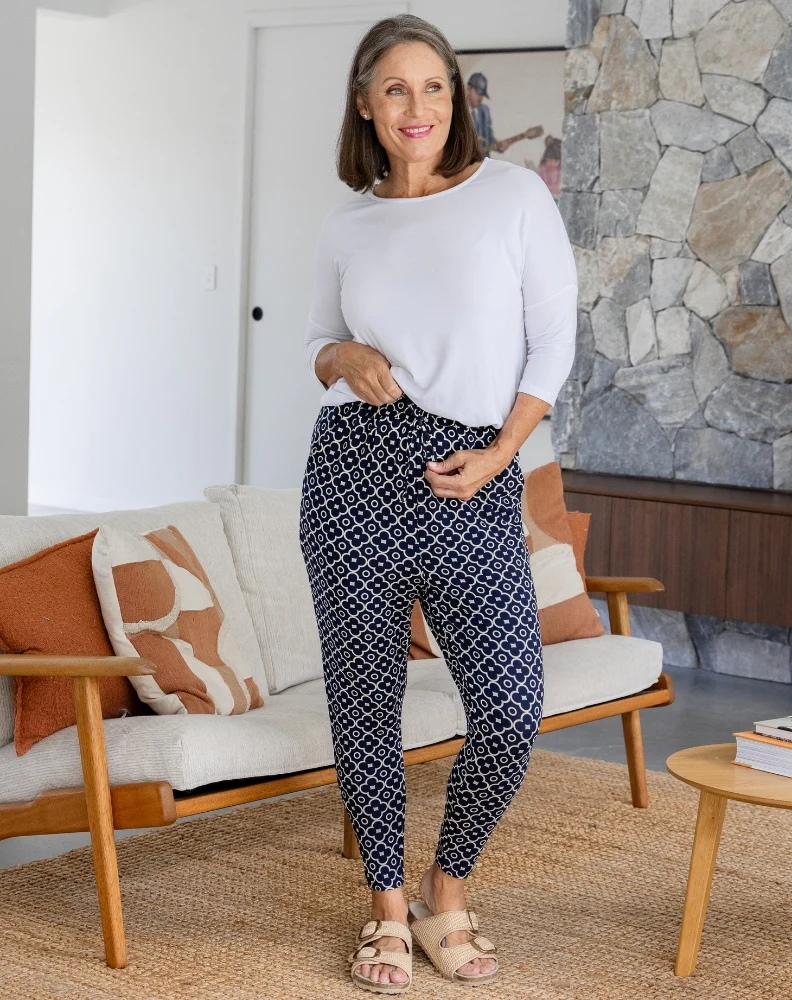 Slouch Pant - Navy Flower - Image 5
