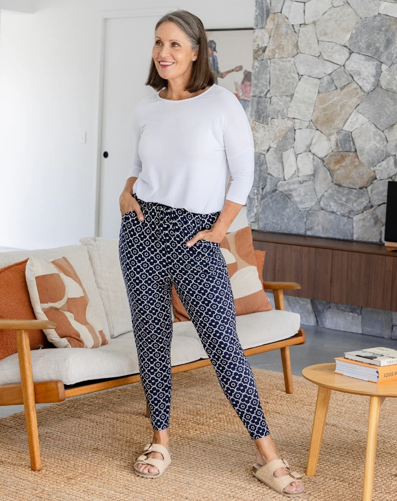 Slouch Pant - Navy Flower - Image 7