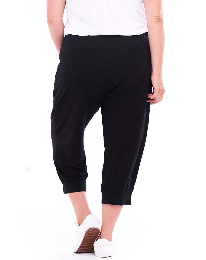 Tokyo 3/4 Pant -Black - Image 9